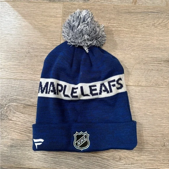Toronto Maple Leafs Toque - Picture 2 of 2